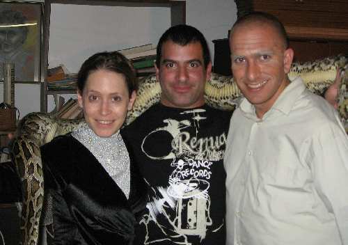 ארץ נהדרת.jpg
